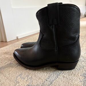 Frye black Leather cowboy booties